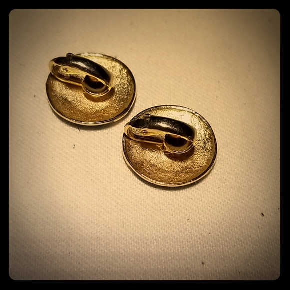 Turquoise and gold clip earrings - Picture 2 of 2